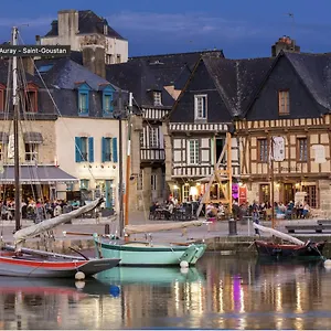 https://nouveau-et-rare-sur-le-port-de-st-goustan-grand-2-pices.inbrittany.com