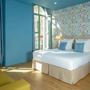 https://hotel-du-centre-nice.fr-provencehotel.com